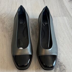SAS Black and Gray Women's Flats
